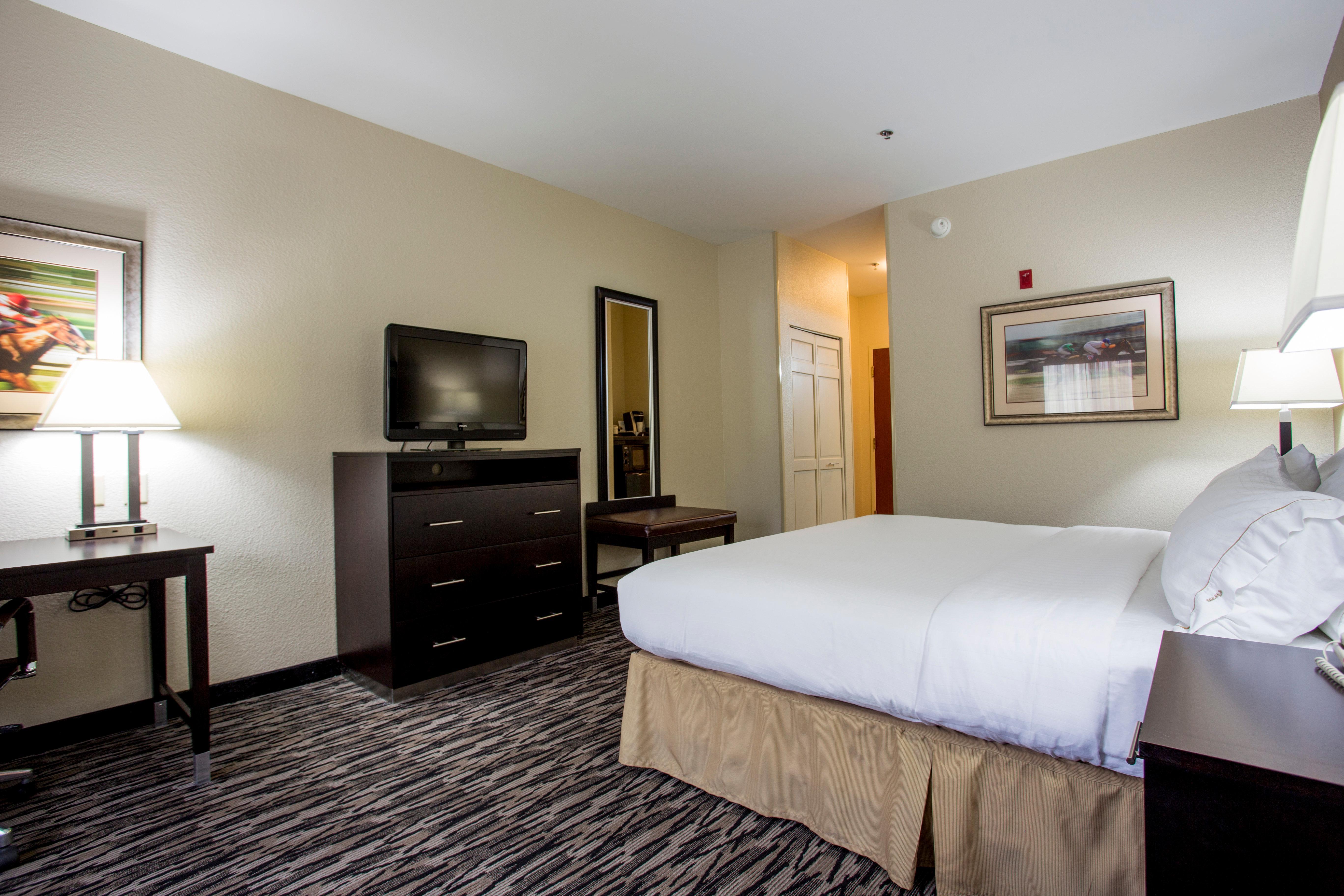 Holiday Inn Express Camden Exterior photo